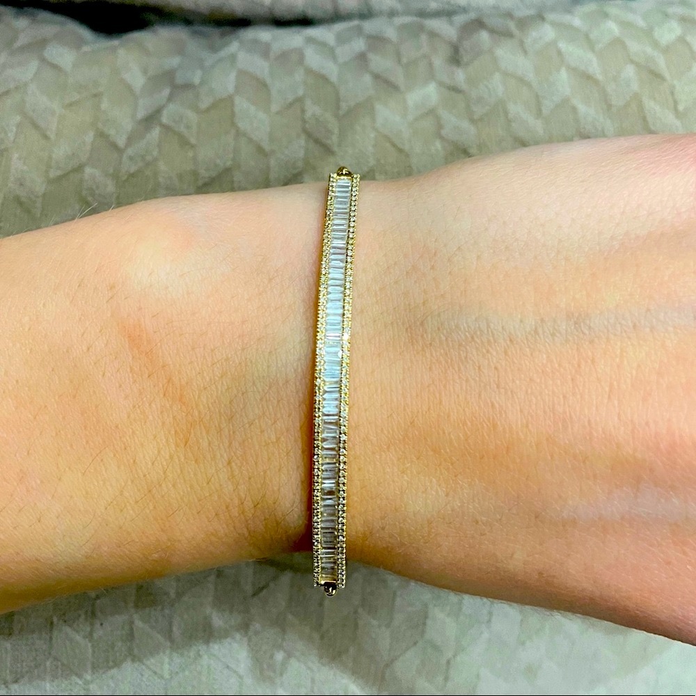 Magnificent baguette diamonds bracelet on 14k gold, dainty and perfect